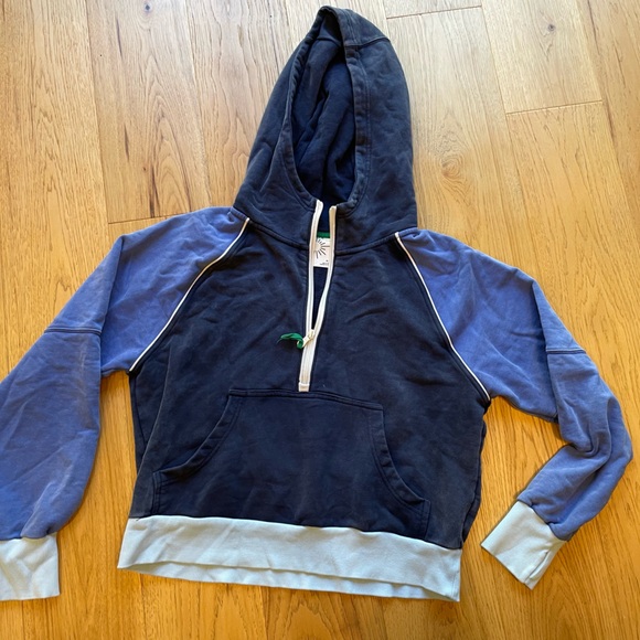 Aerie Offline Sweatshirt - Picture 1 of 2